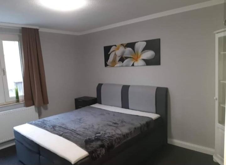 Gepflegte Schoene Ferienwohnung Mitten In Der Stadt Witten Esterno foto
